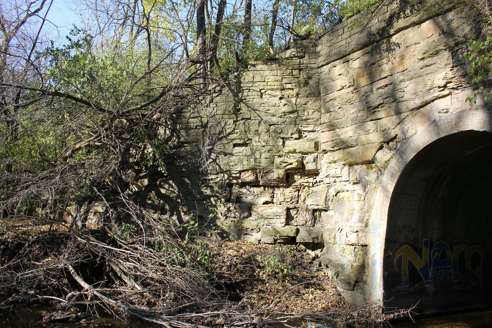 Southwest wing wall